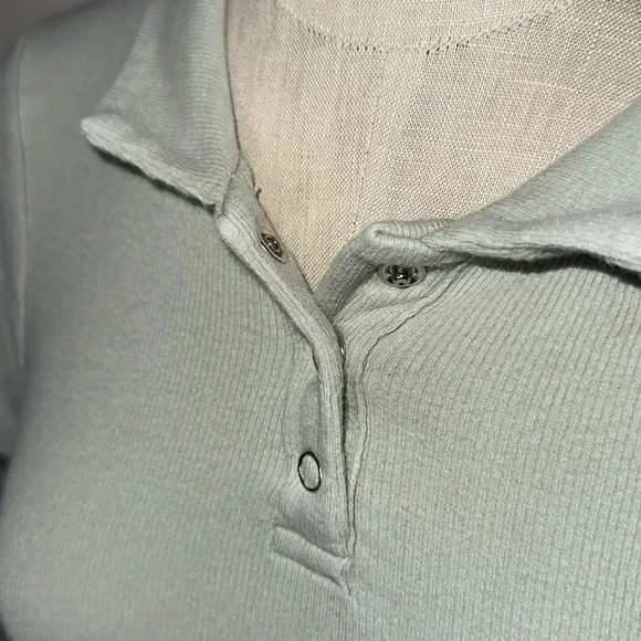 Pacsun Shortsleeve Side Tie Collared Quarter Button Tee NWT - Picture 10 of 13